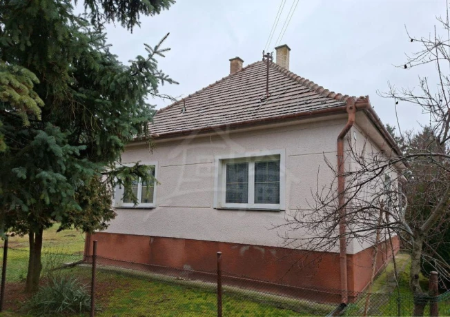 predaj-rodinneho-domu-v-obci-krtovce-pokojne-byvanie-s-v-big-0