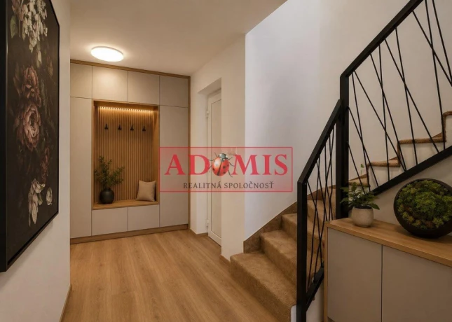 adomis-big-4