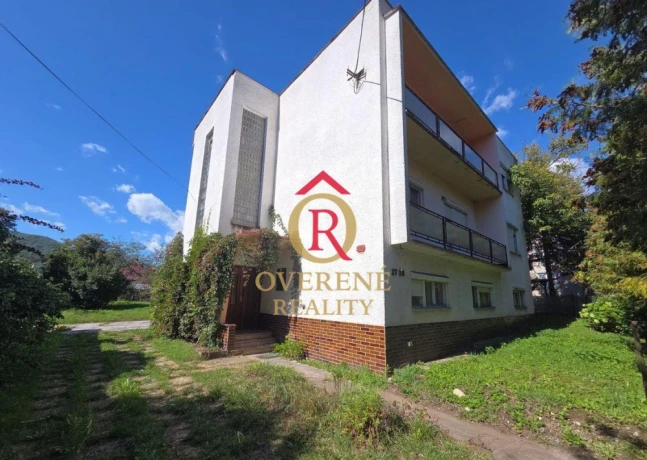 exkluzivne-na-predaj-dvojgeneracny-rodinny-dom-big-1