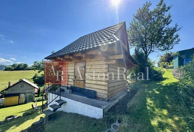 na-predaj-zahradna-chatka-v-obci-velicna-455-m2-big-1