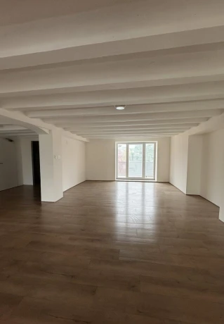 nebytovy-priestor-s-balkonom-7526-m2-na-1-posch-big-1