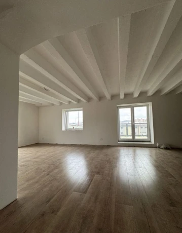 na-predaj-nebytovy-priestor-s-balkonom-6242m2-na-1-posch-big-3