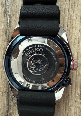 seiko-sun065p1-padi-special-edition-prospex-kinetic-diver-big-4