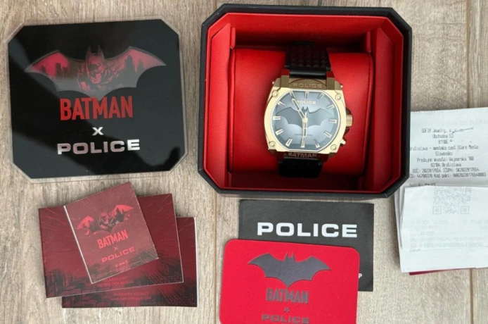 police-pewgd0022602-forever-batman-zaruka-big-0