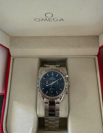 omega-speedmaster-big-1