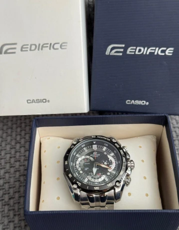casio-edifice-ef-550d-1avef-big-0