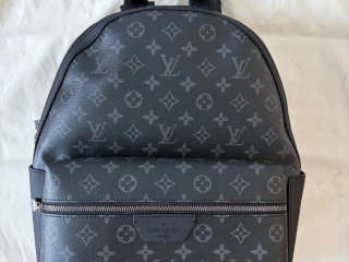 ruksak-louis-vuitton-discovery-backpack