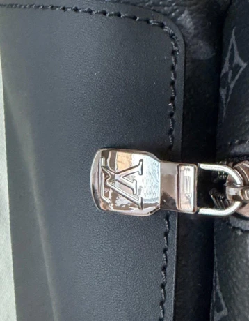 ruksak-louis-vuitton-discovery-backpack-big-3