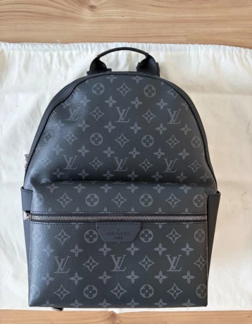 ruksak-louis-vuitton-discovery-backpack-big-0