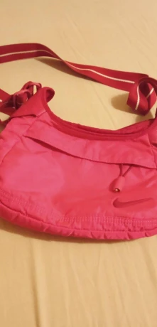 kabelka-nike-big-0