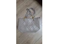 kabelka-guess-bleda-small-0
