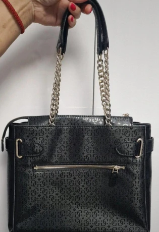 guess-kabelka-cierna-big-2