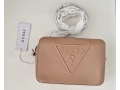 nova-kabelka-guess-small-0