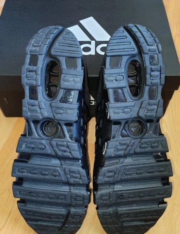 adidas-megaride-core-blackcarbon-big-3