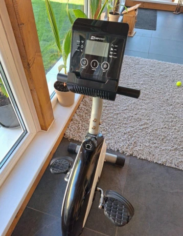 recumbent-stacionarny-bicykel-big-2