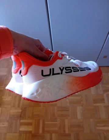 ulysse-running-velkost-39-pasuju-na-255cm-3krat-obute-big-1