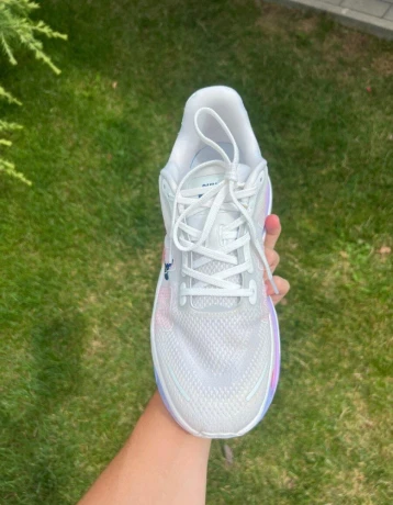 nike-vomero-premium-bezecke-topanky-43-big-2