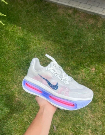 nike-vomero-premium-bezecke-topanky-43-big-0