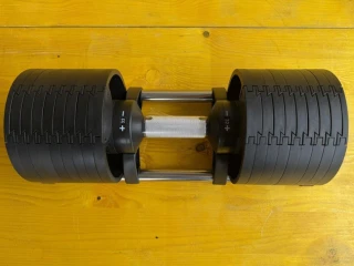 nove-nastavitelne-jednorucky-32-kg