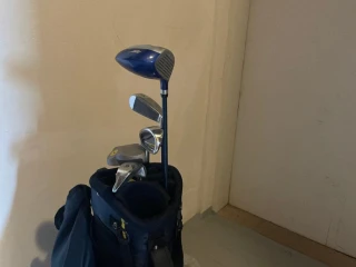 juniorske-golfove-palice-lave