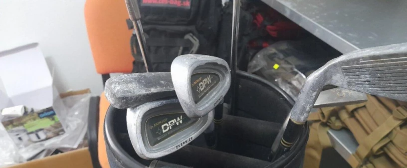 golfove-palice-v-puzdre-big-1
