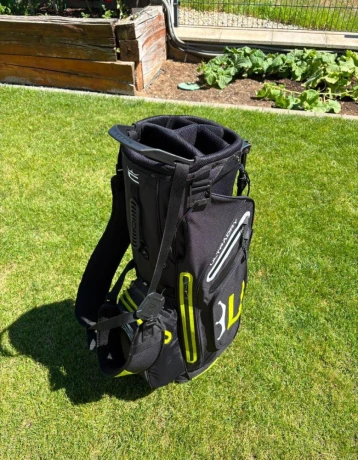 predam-takmer-nepouzity-golf-stand-bag-cobra-big-1