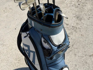 golfova-sada-cobra-king-taylormade-rbz-wilson-bag
