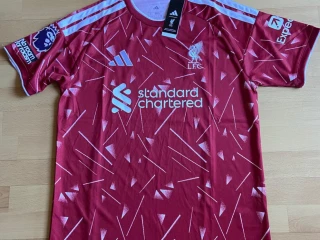 liverpool-fc-dres-2627-premier-league-bez-mena-l