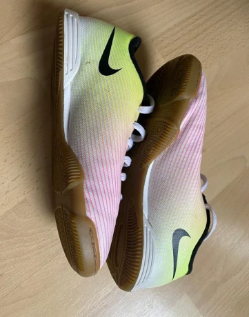 halovky-nike-jr-velkost-33-big-2