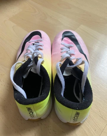 halovky-nike-jr-velkost-33-big-1