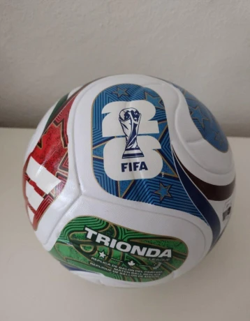 lopta-adidas-trionda-big-0