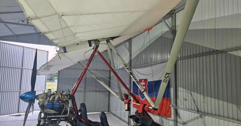 aeros-xs12-stingray-big-1