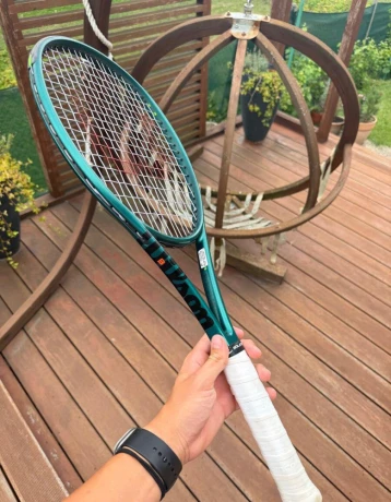 wilson-blade-v9-big-0