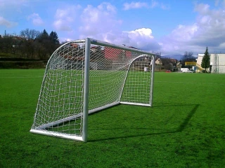 predam-profi-prenosnu-hlinikovu-futbalovu-branu-5x2m