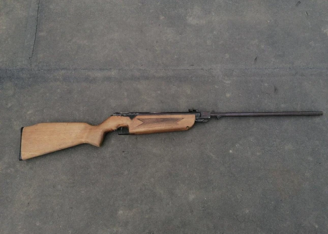 predam-vzduchovka-slavia-631-model-77-big-0