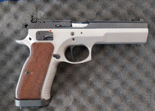 cz-75-standard-ipsc-big-1