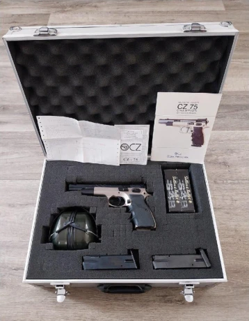 cz-75-champion-big-0