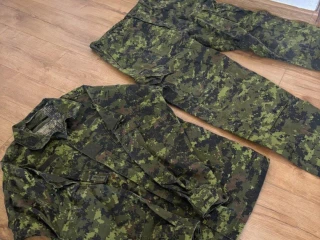 predam-kompletnu-cadpat-uniformu