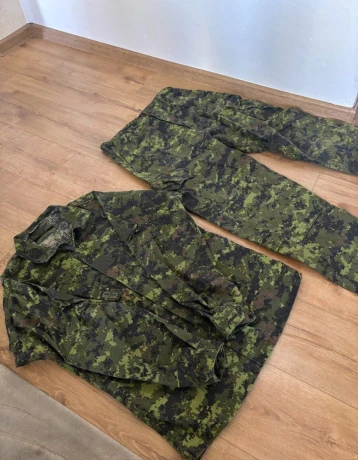 predam-kompletnu-cadpat-uniformu-big-0