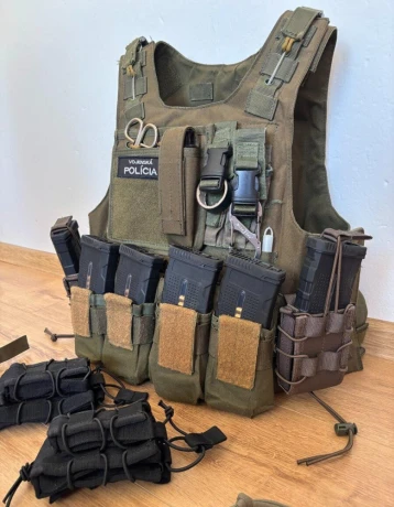 predam-airsoft-takticku-vestu-aav-ranger-green-big-0
