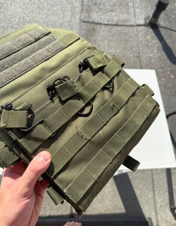 vesta-na-airsoft-nosic-platov-big-2