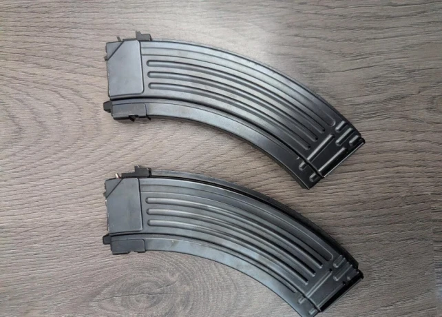 zasobniky-we-akm-gbbr-big-1
