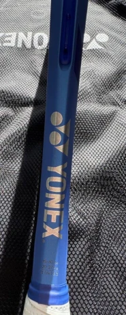 yonex-ezone-98-blast-blue-grip3-big-2