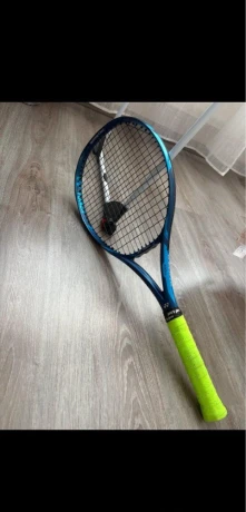 tenisova-raketa-big-2