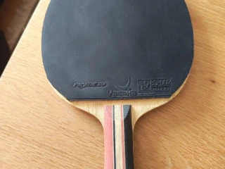 stolnotenisova-raketa