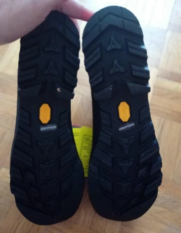 arcteryx-acrus-lt-gtx-nove-v-krabici-velkost-425-vnutdlzka-big-1