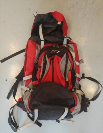 darujem-velky-batoh-treksport-big-0