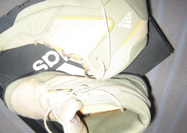 adidas-vel-40-big-4