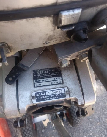 lodny-motor-honda-10-hp-big-1