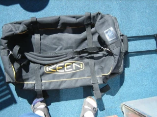 velka-expedicna-cestovna-taska-keen-na-kolieskach-100l